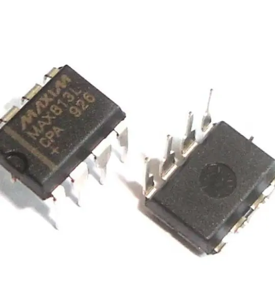 MAX813 - DIP8 IC