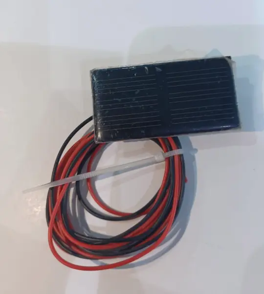 1.5 V 100mA Solar Cell - Solar Panel 52x27mm with 1m wire