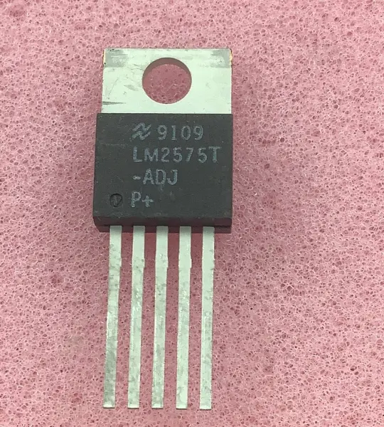 LM2575T-ADJ - TO220 IC